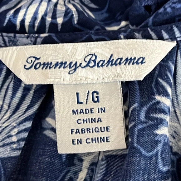 Tommy Bahama Fan Fair 3/4 Sleeve Rayon Blouse in Island Navy - Size Large - Picture 6 of 7